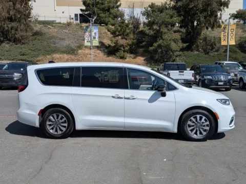 Photos of 2024 Chrysler Pacifica Hybrid Select for sale in Chula Vista, CA at Mossy Chrysler Dodge Jeep Ram