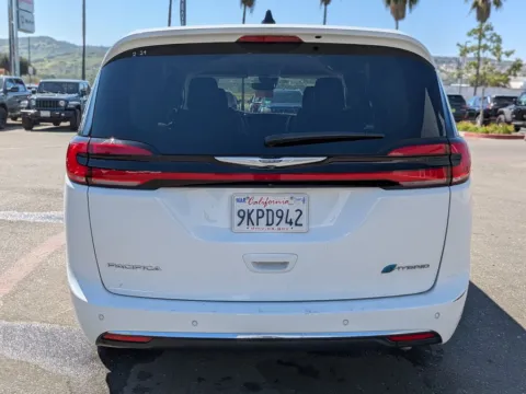 More photos of 2024 Chrysler Pacifica Hybrid Select at Mossy Chrysler Dodge Jeep Ram, CA