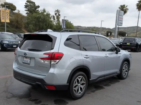 More photos of 2022 Subaru Forester Premium at Mossy Chrysler Dodge Jeep Ram, CA