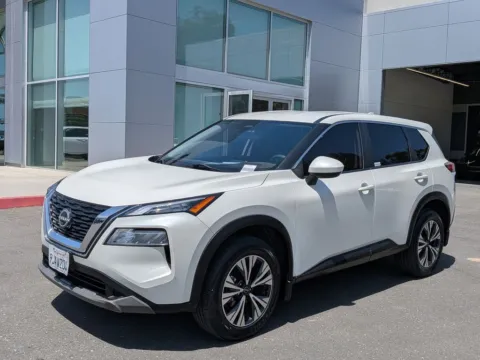 White 2023 Nissan Rogue SV for sale in Chula Vista, CA