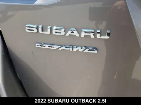 More photos of 2022 Subaru Outback 2.5i at Mossy Chrysler Dodge Jeep Ram, CA