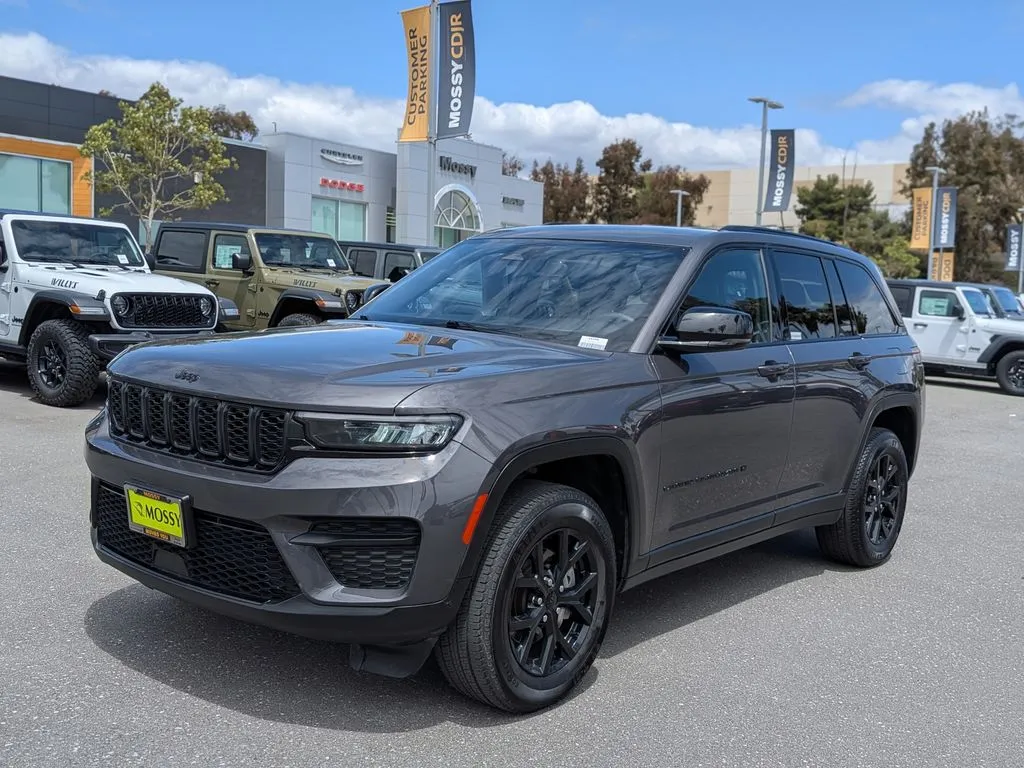 2024 Jeep Grand Cherokee Altitude for sale in Chula Vista, CA
