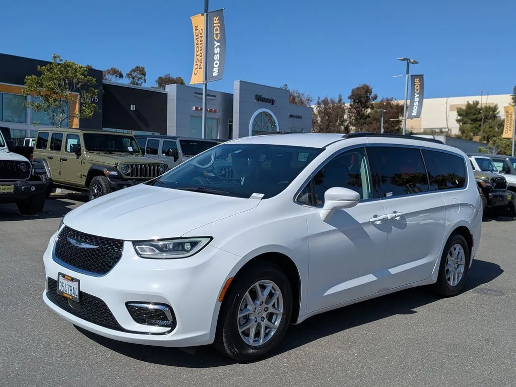 2022 Chrysler Pacifica