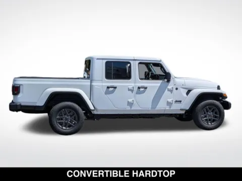More photos of 2026 Jeep Gladiator Sport S at Mossy Chrysler Dodge Jeep Ram, CA