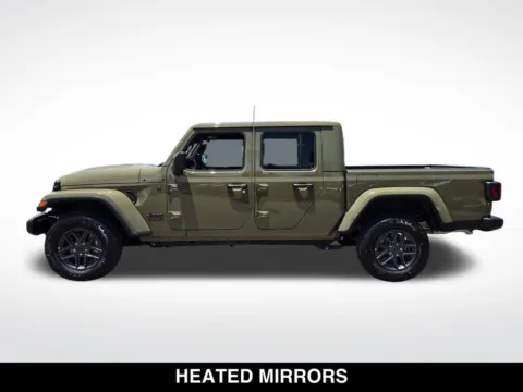 More photos of 2026 Jeep Gladiator Sport S at Mossy Chrysler Dodge Jeep Ram, CA