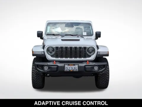 More photos of 2026 Jeep Gladiator Mojave at Mossy Chrysler Dodge Jeep Ram, CA