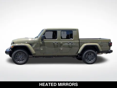 More photos of 2026 Jeep Gladiator Sport S at Mossy Chrysler Dodge Jeep Ram, CA