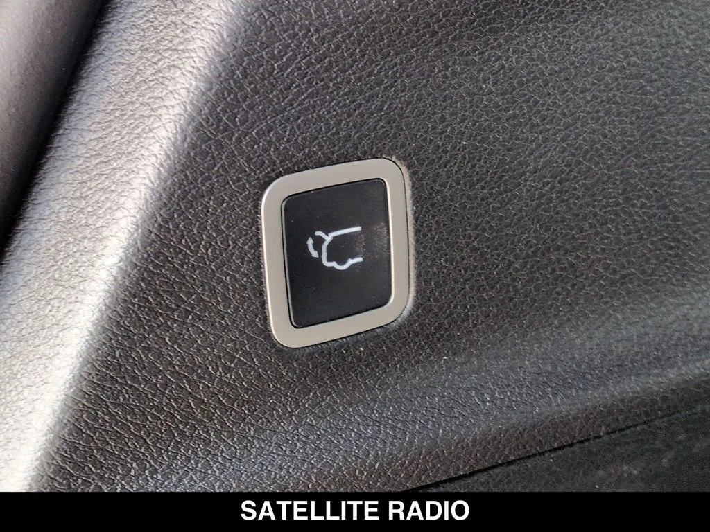 2026 Chrysler Voyager LX - Photo 22
