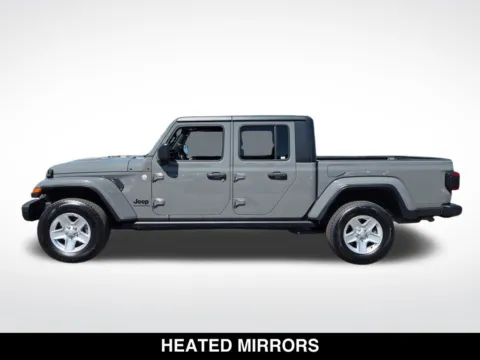 More photos of 2021 Jeep Gladiator Sport at Mossy Chrysler Dodge Jeep Ram, CA