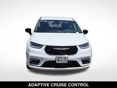 More photos of 2024 Chrysler Pacifica Hybrid Select at Mossy Chrysler Dodge Jeep Ram, CA
