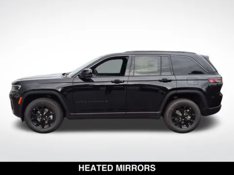 More photos of 2026 Jeep Grand Cherokee Laredo Altitude at Mossy Chrysler Dodge Jeep Ram, CA