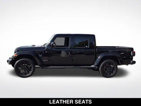 More photos of 2022 Jeep Gladiator Overland at Mossy Chrysler Dodge Jeep Ram, CA