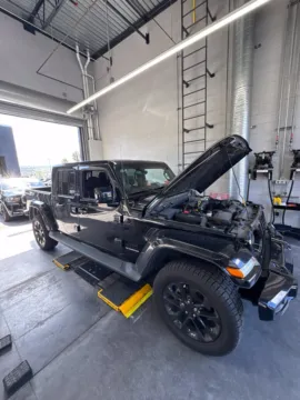 More photos of 2022 Jeep Gladiator Overland at Mossy Chrysler Dodge Jeep Ram, CA