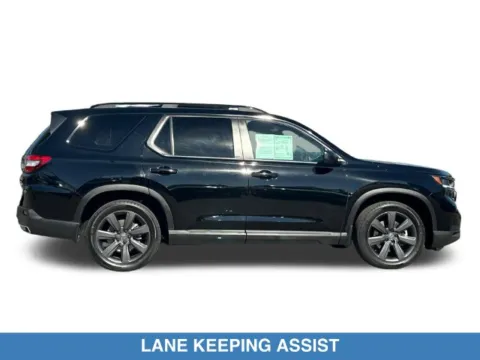 More photos of 2025 Honda Pilot Sport at Mossy Chrysler Dodge Jeep Ram, CA