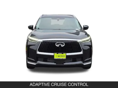 More photos of 2027 INFINITI QX60 LUXE at Mossy Chrysler Dodge Jeep Ram, CA