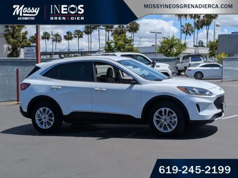More photos of 2022 Ford Escape SE at Mossy Ineos Grenadier, CA