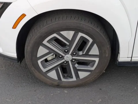 More photos of 2023 Hyundai Kona Electric SEL at INFINITI of Oceanside, CA