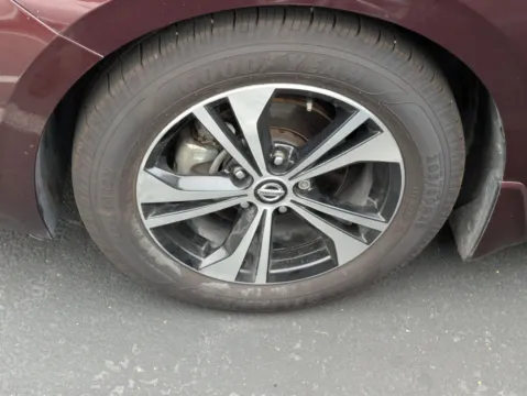 More photos of 2021 Nissan Sentra SV at INFINITI of Oceanside, CA