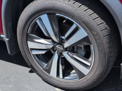 More photos of 2022 Nissan Rogue SL at Mossy Nissan Oceanside, CA