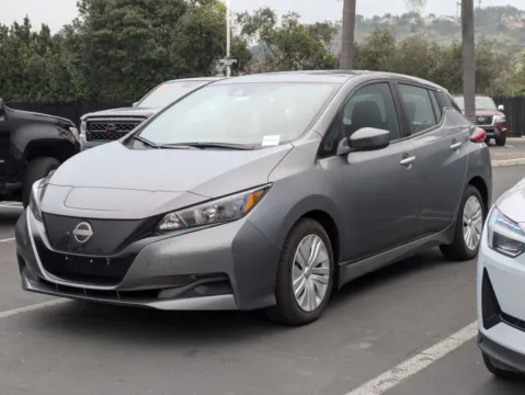 Gray 2024 Nissan Leaf S for sale in Oceanside, CA