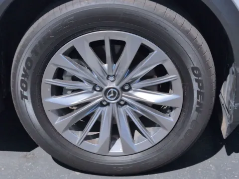 More photos of 2024 Mazda CX-90 PHEV Preferred at INFINITI of Oceanside, CA