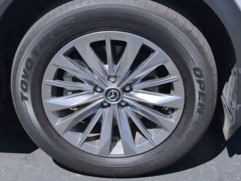 More photos of 2024 Mazda CX-90 PHEV Preferred at INFINITI of Oceanside, CA