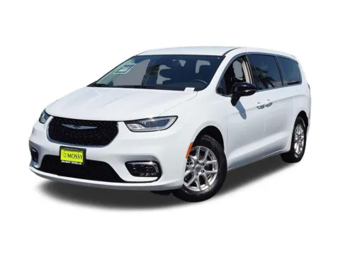 White 2024 Chrysler Pacifica Touring L for sale in Oceanside, CA