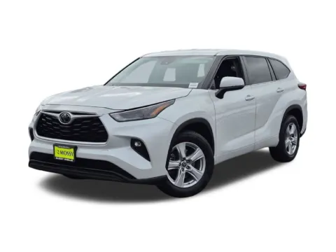 Unknown 2023 Toyota Highlander LE for sale in Oceanside, CA