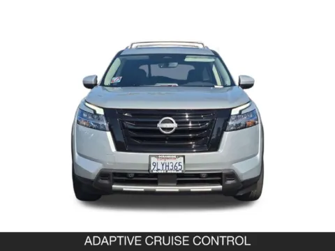 More photos of 2024 Nissan Pathfinder SL at INFINITI of Oceanside, CA