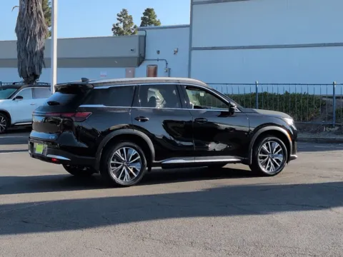More photos of 2026 INFINITI QX60 LUXE at INFINITI of Kearny Mesa, CA