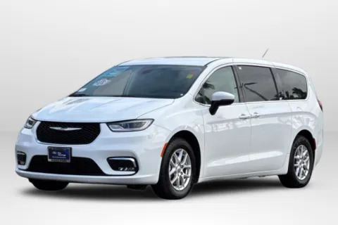 Photos of 2023 Chrysler Pacifica Touring L for sale in San Diego, CA at INFINITI of Kearny Mesa