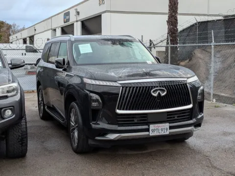 Photos of 2025 INFINITI QX80 LUXE for sale in San Diego, CA at INFINITI of Kearny Mesa