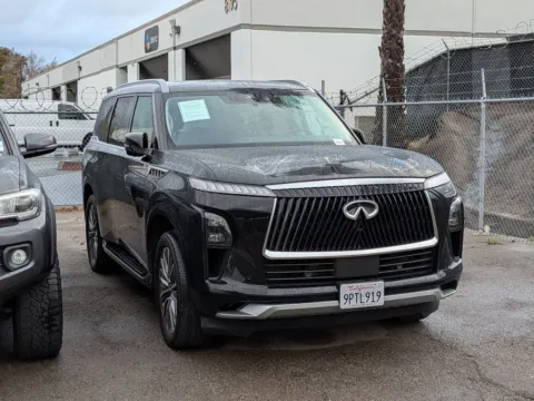 Photos of 2025 INFINITI QX80 LUXE for sale in San Diego, CA at INFINITI of Kearny Mesa