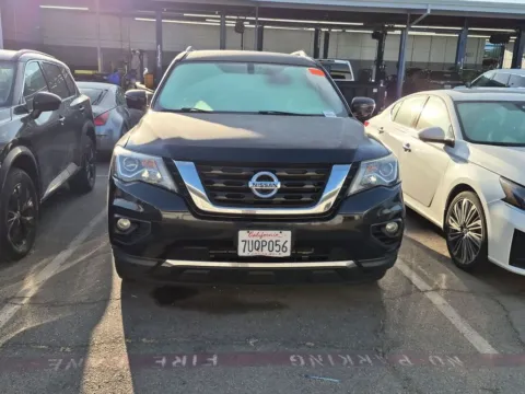 Another view of 2017 Nissan Pathfinder Platinum for sale in San Diego, CA at INFINITI of Kearny Mesa