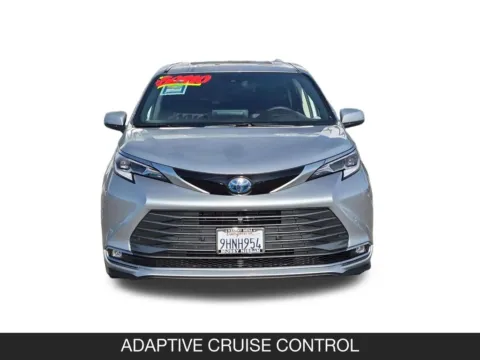 More photos of 2023 Toyota Sienna Platinum at INFINITI of Kearny Mesa, CA