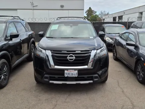 Photos of 2025 Nissan Pathfinder Platinum for sale in San Diego, CA at INFINITI of Kearny Mesa