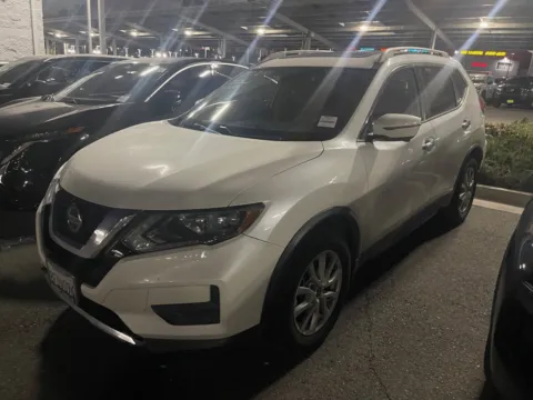 White 2018 Nissan Rogue SV for sale in Chula Vista, CA