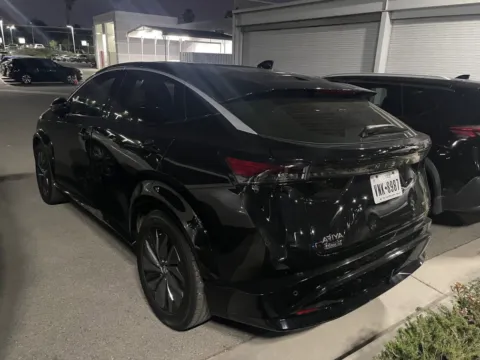 More photos of 2023 Nissan Ariya VENTURE+ at Mossy Nissan Chula Vista, CA