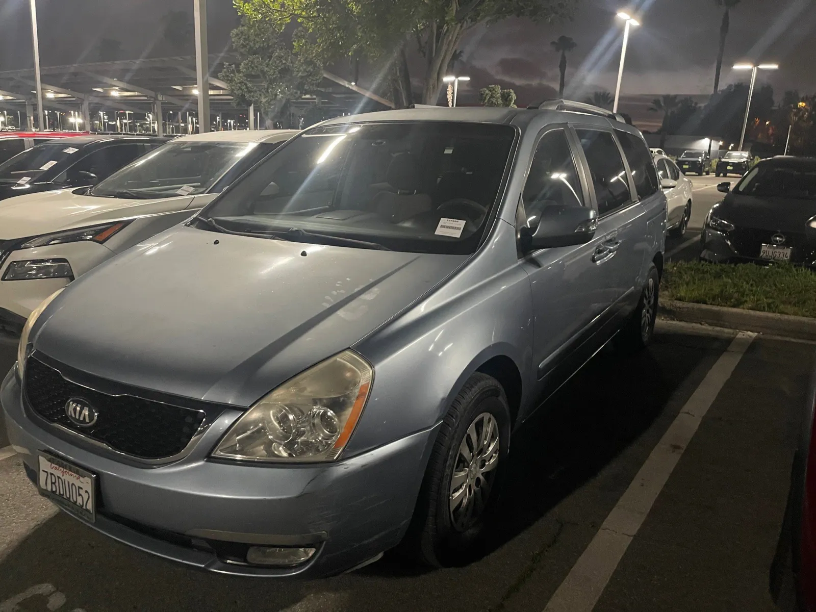 Blue 2014 Kia Sedona LX for sale in Chula Vista, CA