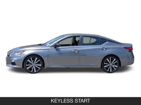 More photos of 2022 Nissan Altima 2.5 SR at Mossy Nissan Chula Vista, CA