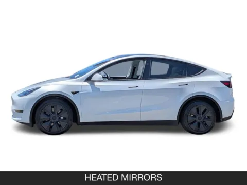 More photos of 2024 Tesla Model Y Long Range at Mossy Nissan Chula Vista, CA