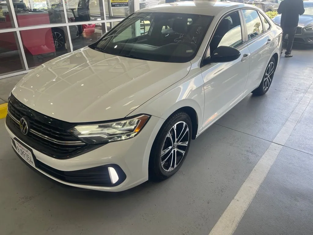 White 2024 Volkswagen Jetta 1.5T Sport for sale in Chula Vista, CA
