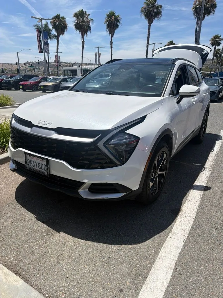 White 2023 Kia Sportage Hybrid EX for sale in Chula Vista, CA