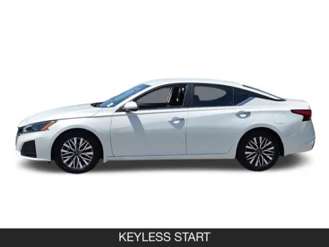 More photos of 2023 Nissan Altima 2.5 SV at Mossy Nissan Chula Vista, CA