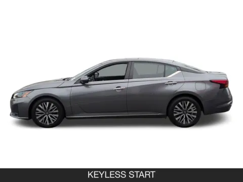 More photos of 2023 Nissan Altima 2.5 SV at Mossy Nissan Chula Vista, CA