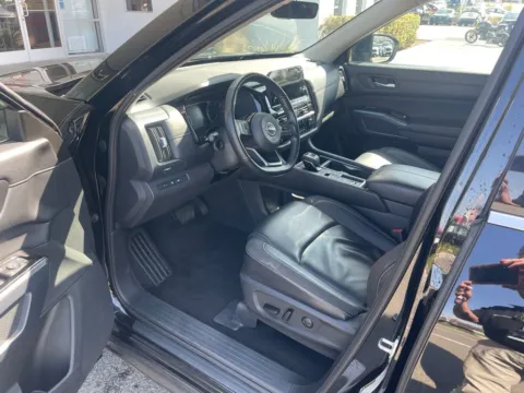 More photos of 2025 Nissan Pathfinder SL at Mossy Nissan Chula Vista, CA