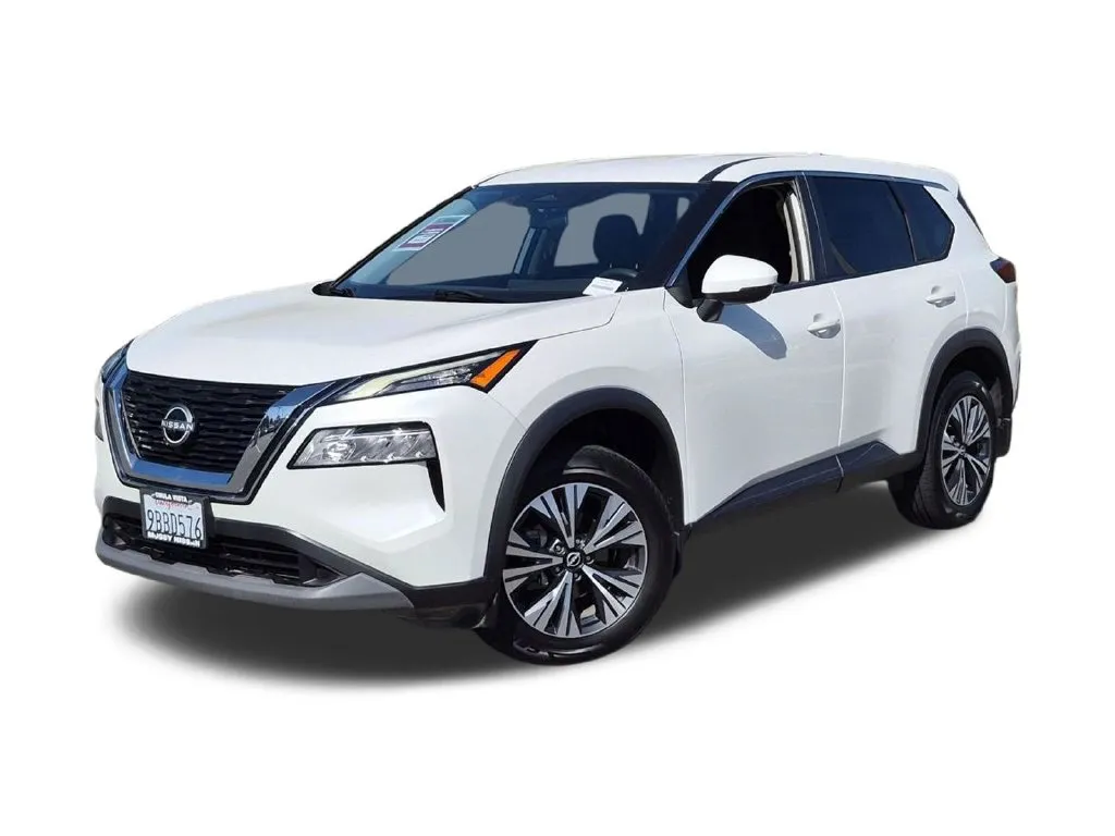 White 2022 Nissan Rogue SV for sale in Chula Vista, CA