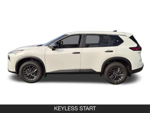 More photos of 2027 Nissan Rogue S at Mossy Nissan Chula Vista, CA