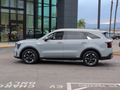 More photos of 2024 Kia Sorento S at Mossy Nissan El Cajon, CA