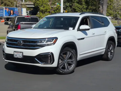 White 2021 Volkswagen Atlas 3.6L V6 SE w/Technology R-Line for sale in Poway, CA
